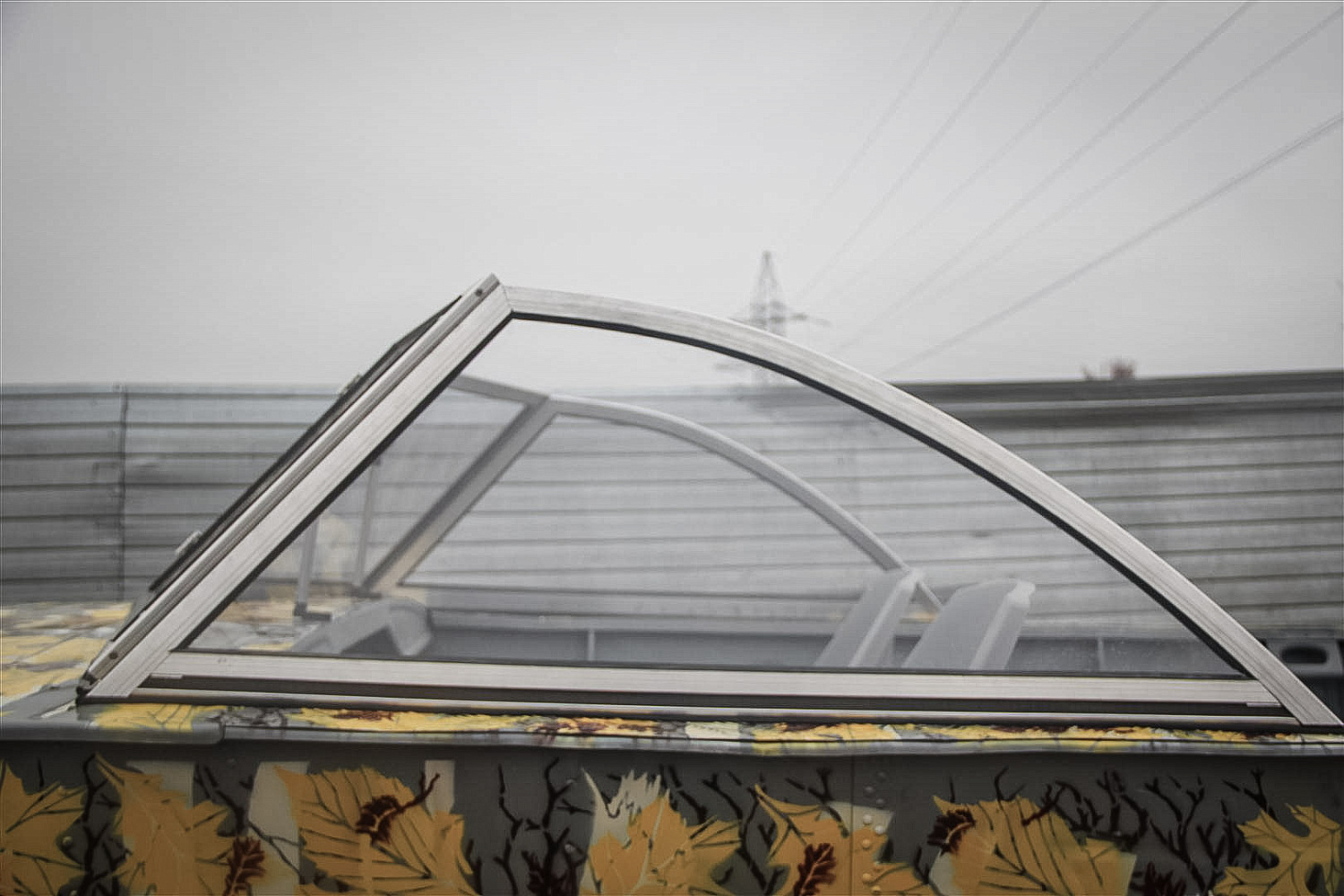 (2013) Модернизация стекла и покраска лодки «Воронеж»