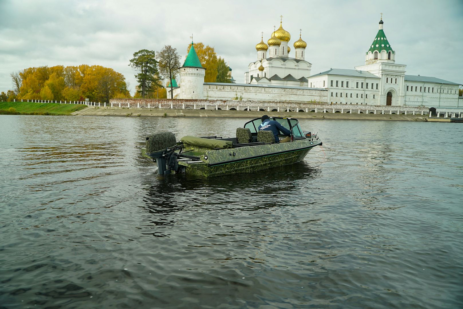 (2021) Крым Ветровое стекло Элит, тент Ходовой